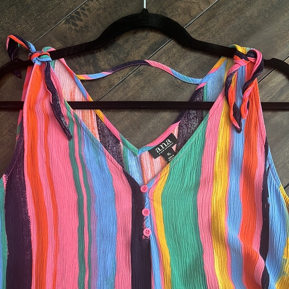 Multi color Striped tank, size XL - Picture 3 of 4